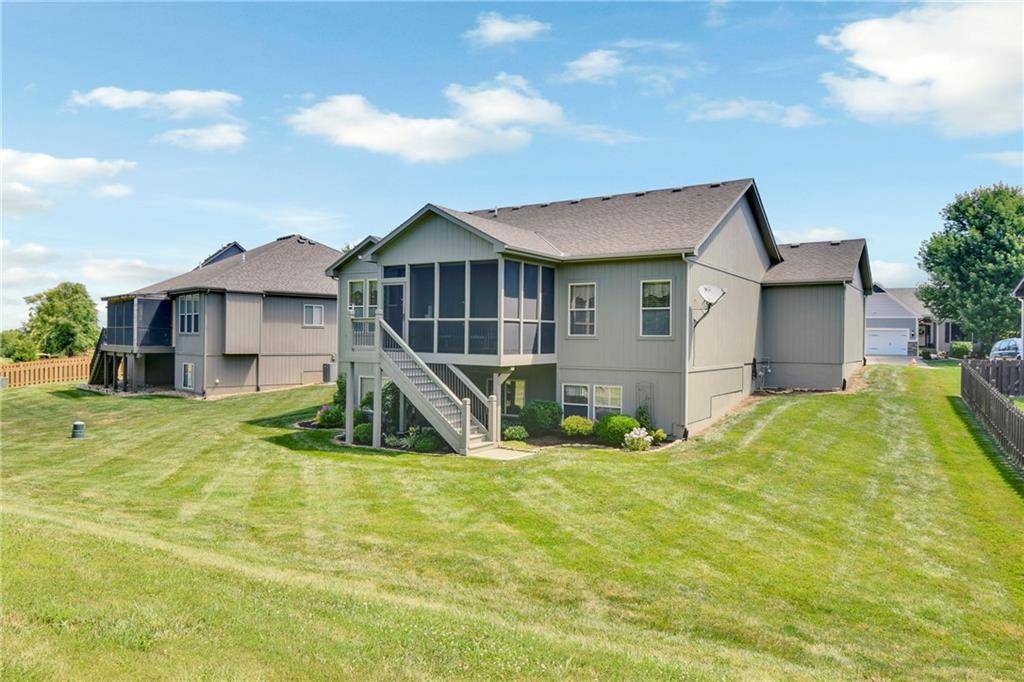 Raymore, MO 64083,556 Avondale LN