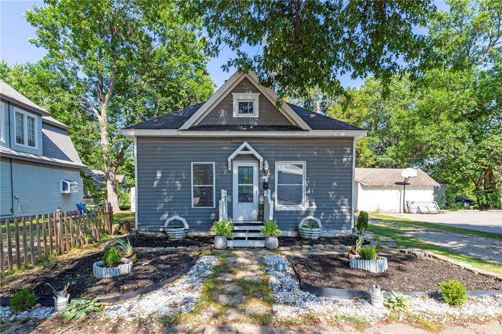 Ottawa, KS 66067,841 S Hickory ST