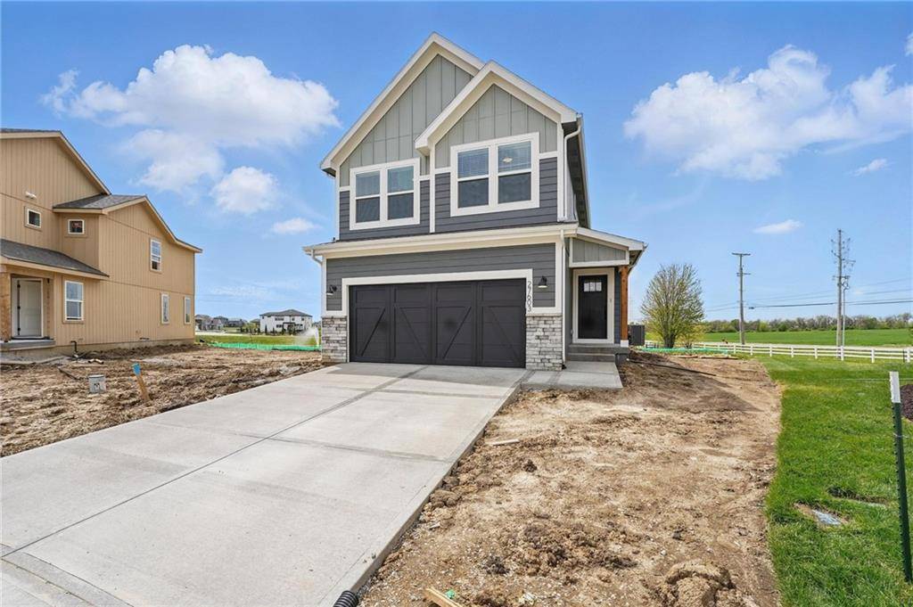 Blue Springs, MO 64064,8728 SW Edgewater DR