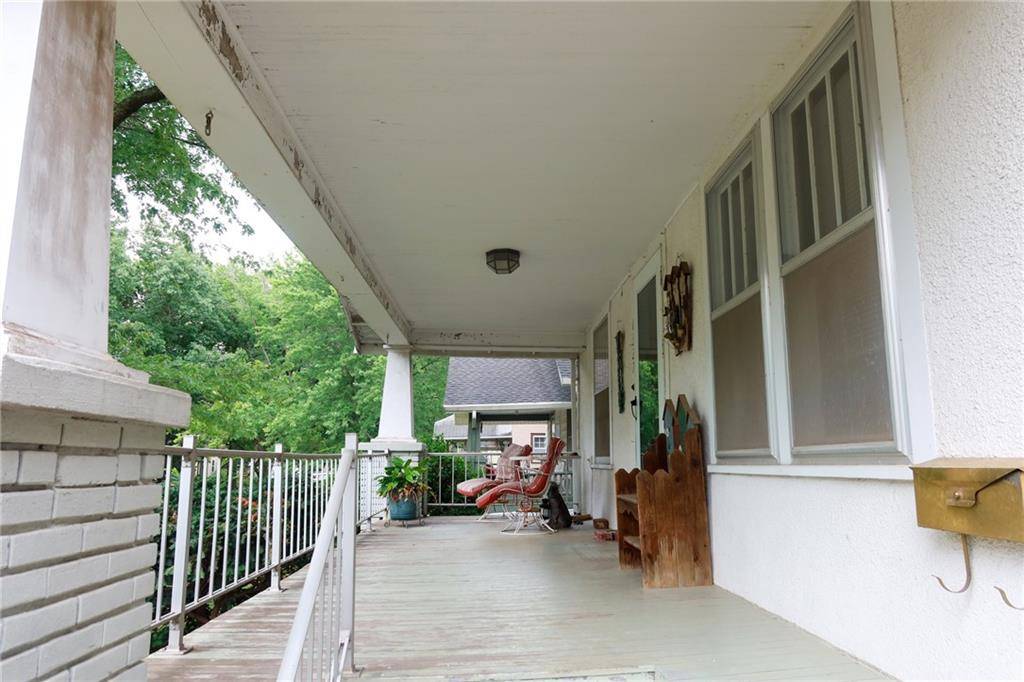Emporia, KS 66801,1327 Lawrence ST