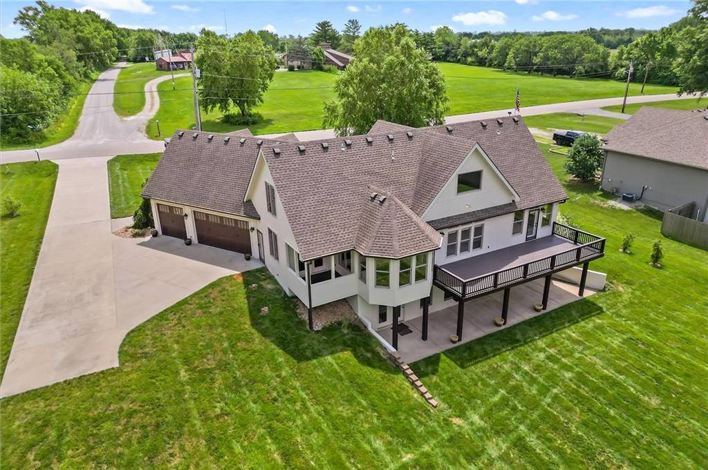 Lawson, MO 64062,325 S Clark ST