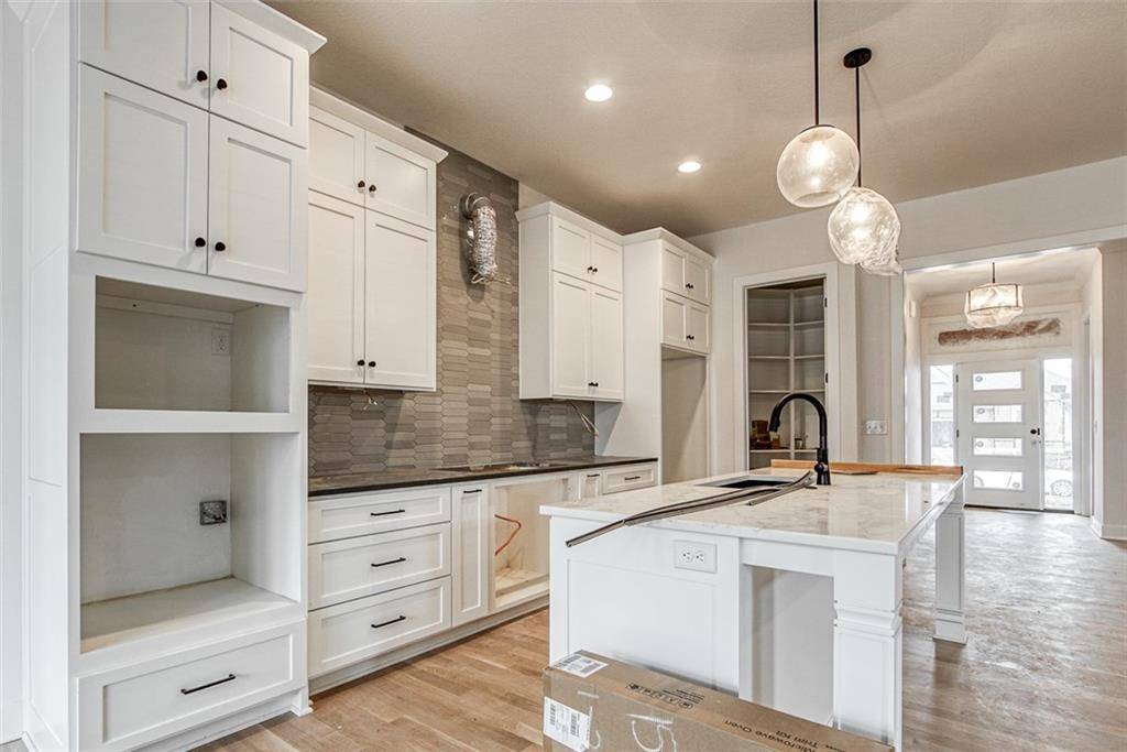 Overland Park, KS 66221,13825 Westgate ST
