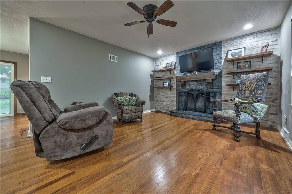 Mission, KS 66202,5242 Horton ST