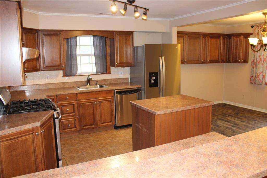 Arma, KS 66712,610 N West ST