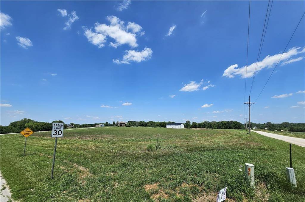 Louisburg, KS 66053,W 239th ST