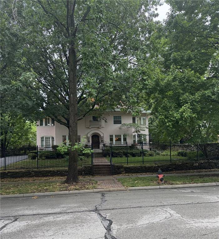 Kansas City, MO 64110,4600 Charlotte ST