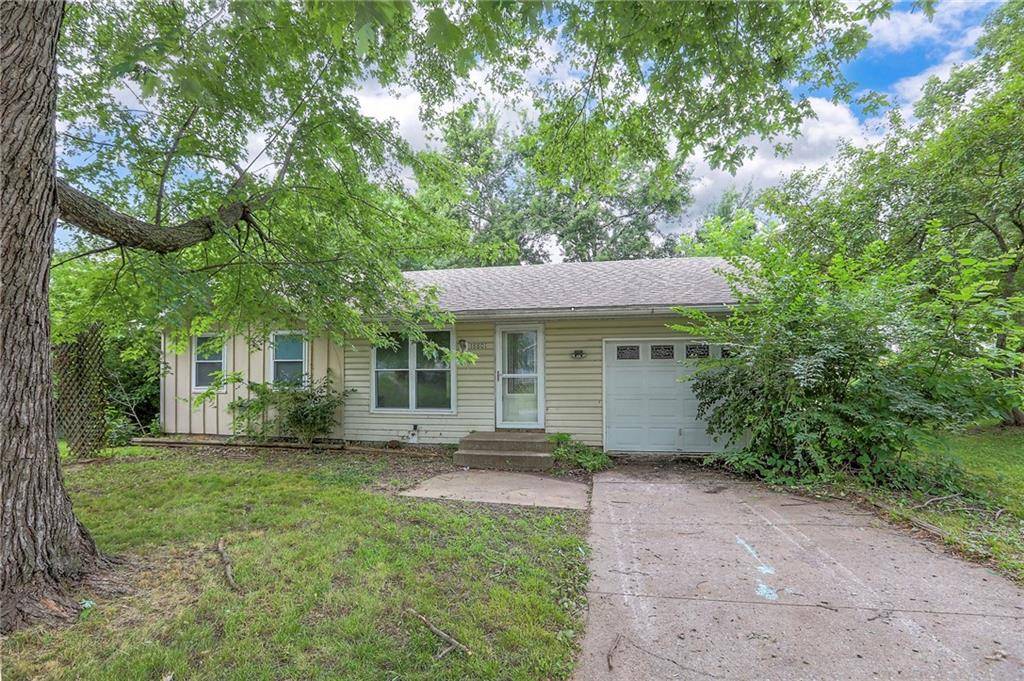 Independence, MO 64056,18801 Powahatan CT