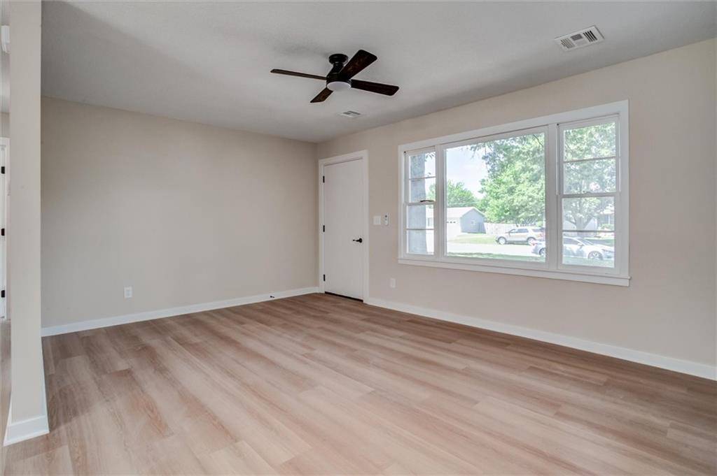 Ottawa, KS 66067,1429 S Willow ST