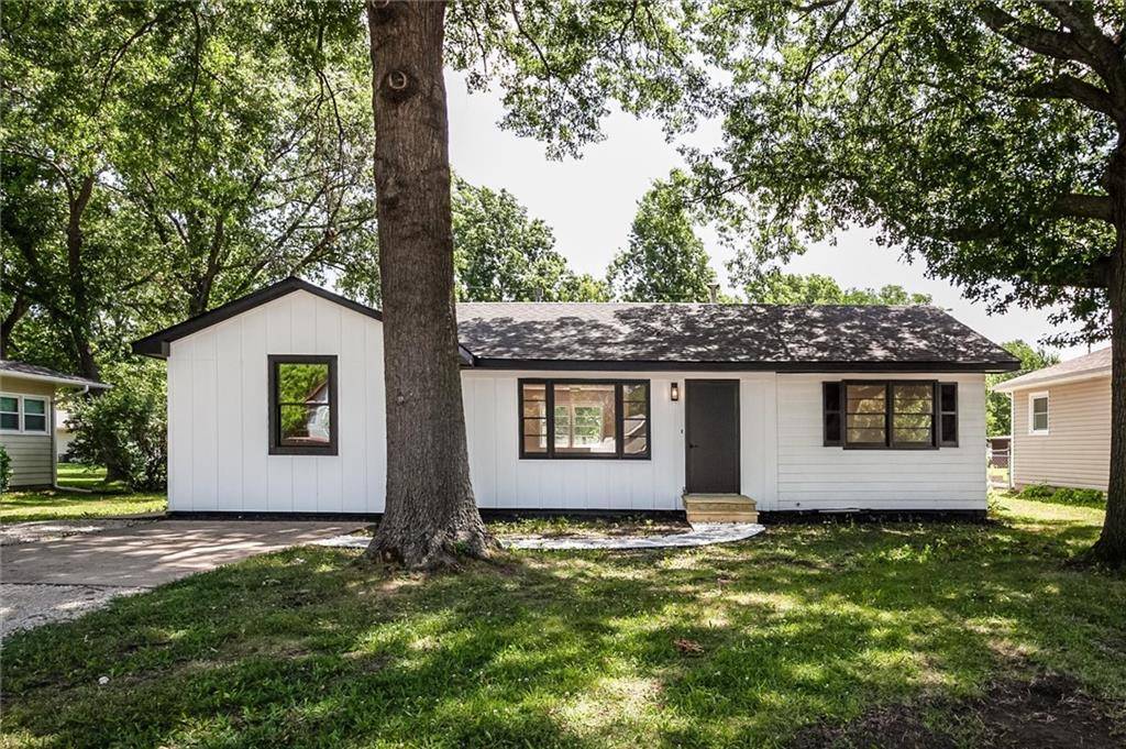 Ottawa, KS 66067,1429 S Willow ST
