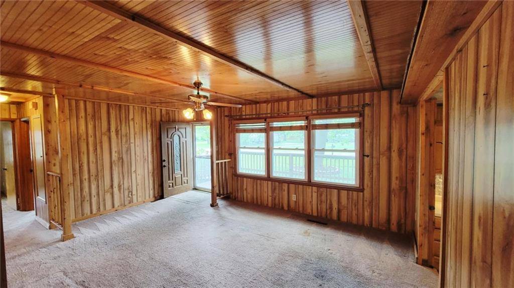 Pleasanton, KS 66075,1404 Maple ST