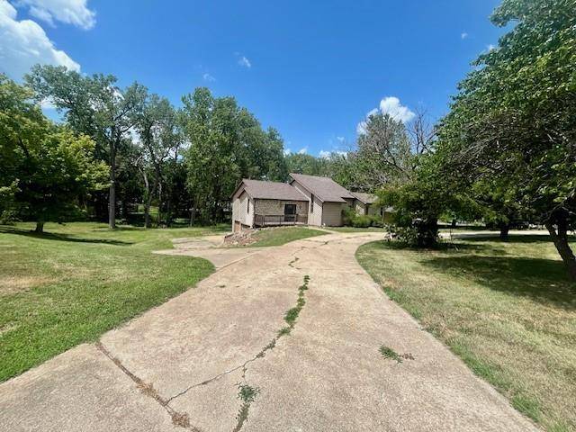 Topeka, KS 66610,6960 Dancaster RD