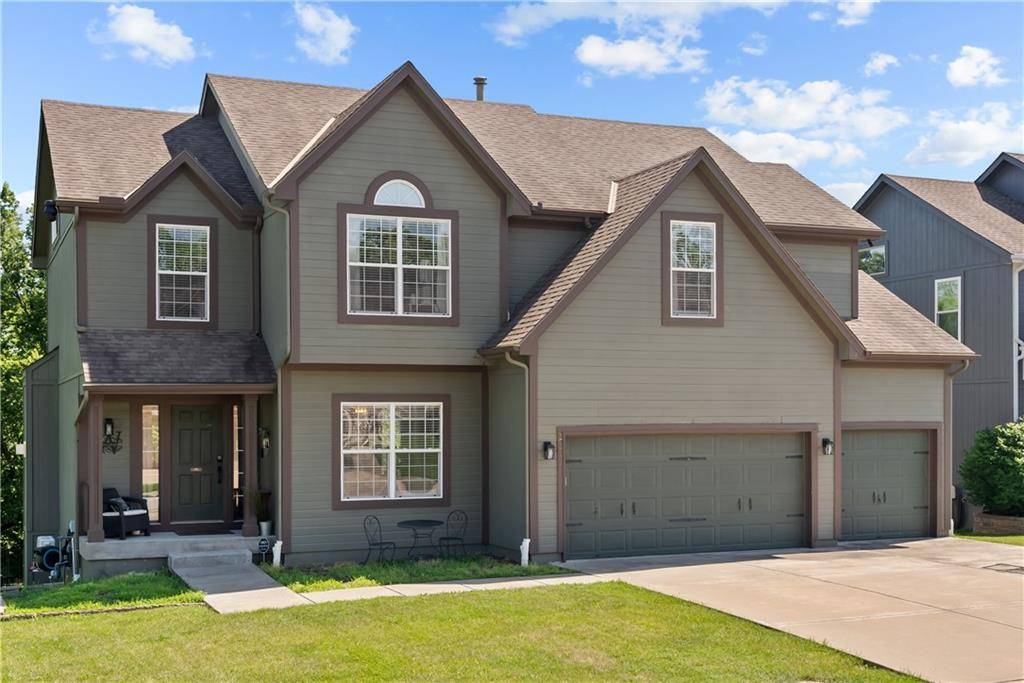 Lee's Summit, MO 64082,2217 SW Deer Run CT