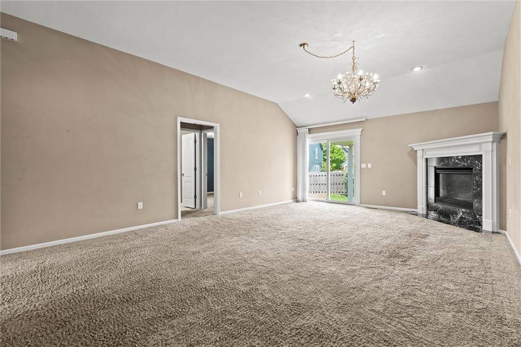 Louisburg, KS 66053,1002 W Howard PL
