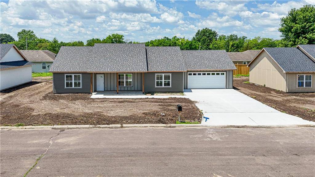 Sedalia, MO 65301,708 Ivy LN