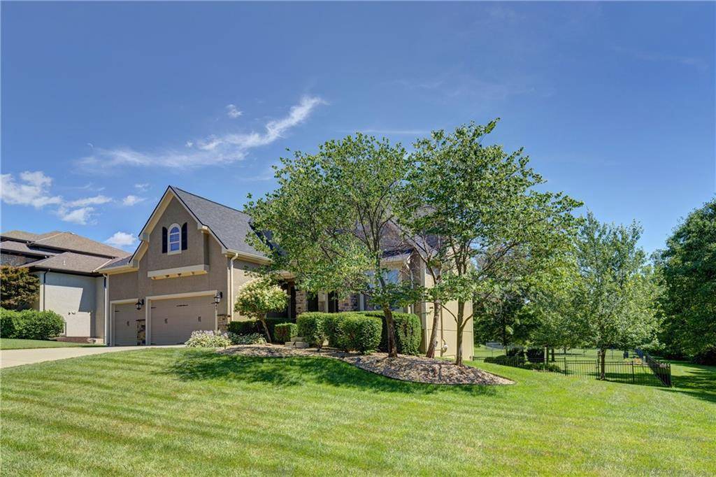 Overland Park, KS 66221,9445 W 157TH PL