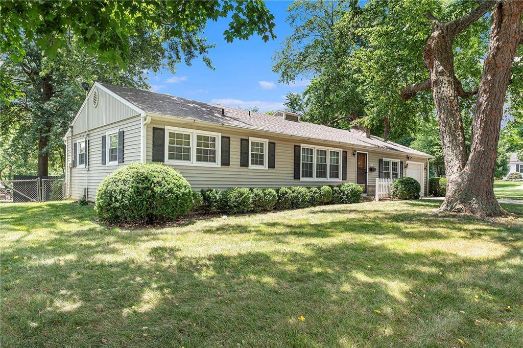 Overland Park, KS 66212,8201 W 89th ST