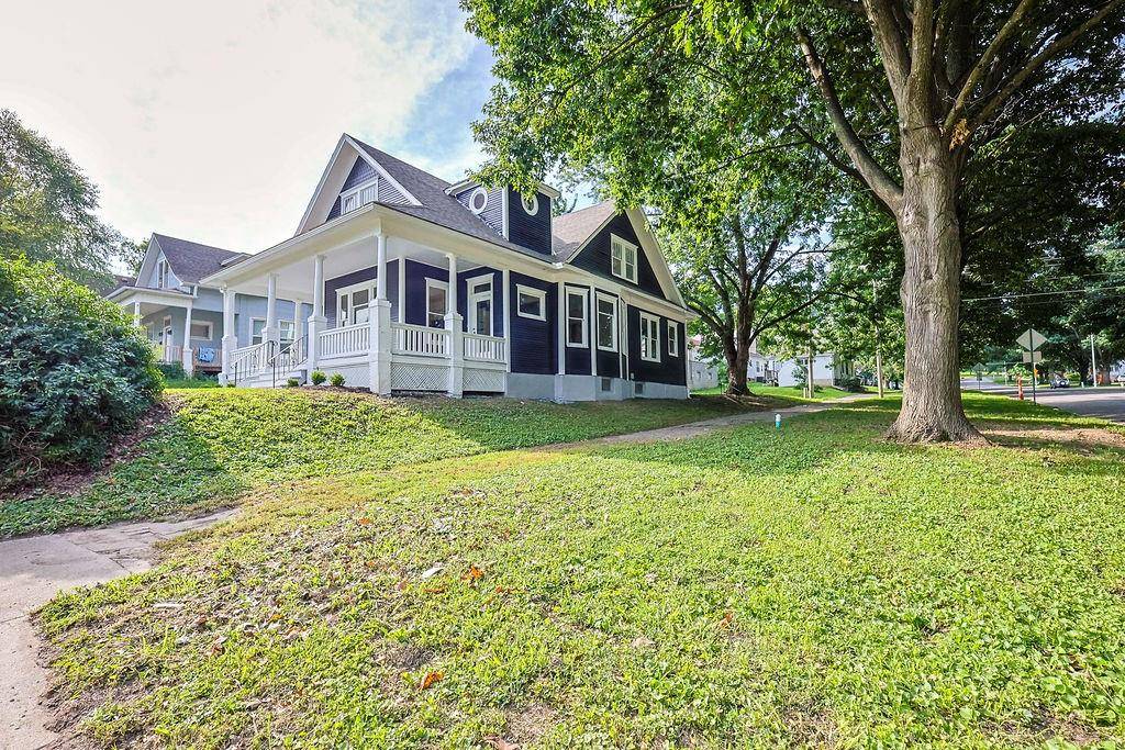 St Joseph, MO 64507,3102 Seneca ST