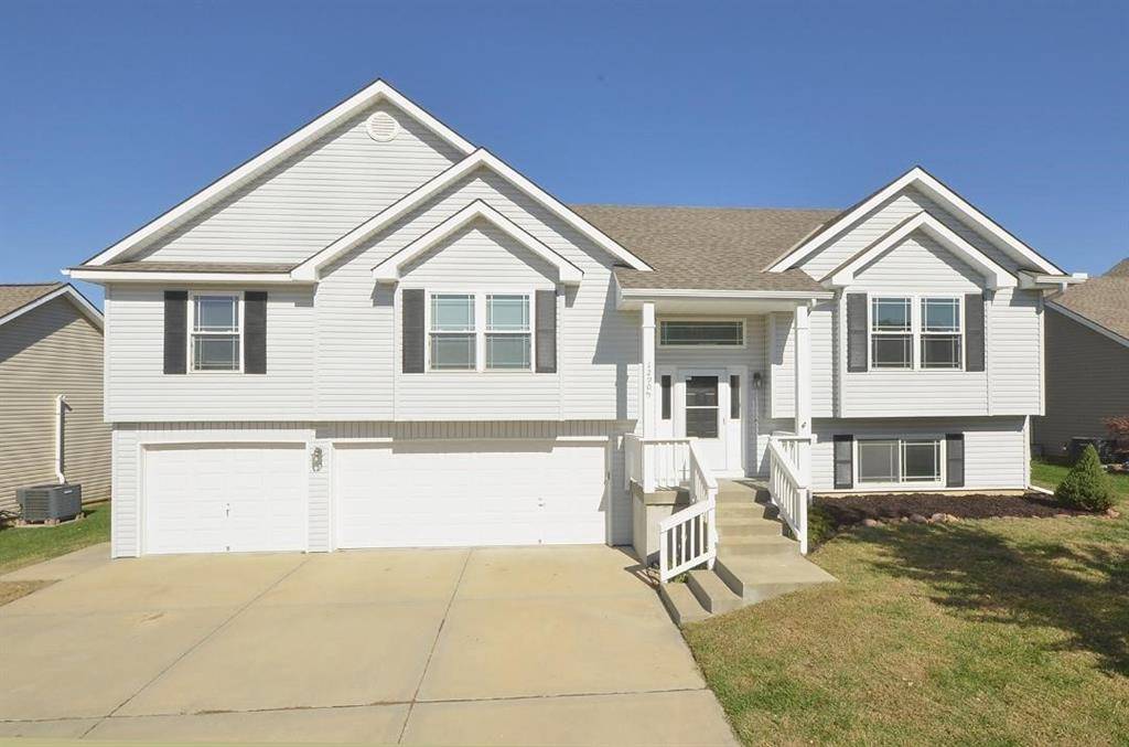 Platte City, MO 64079,12905 Ridgeview DR