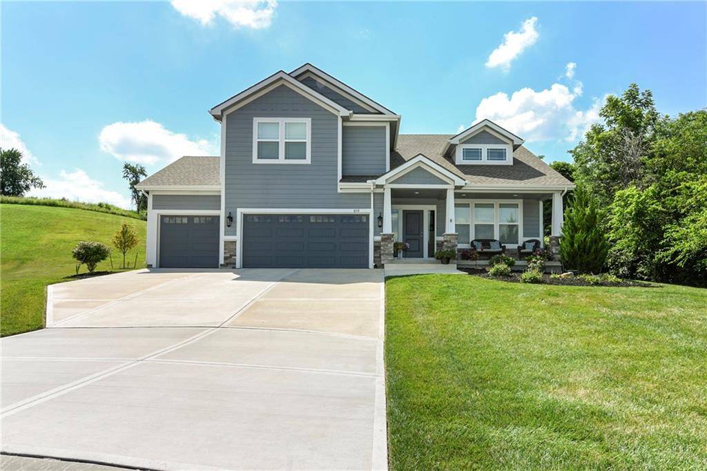 Lansing, KS 66043,859 Canyon LN