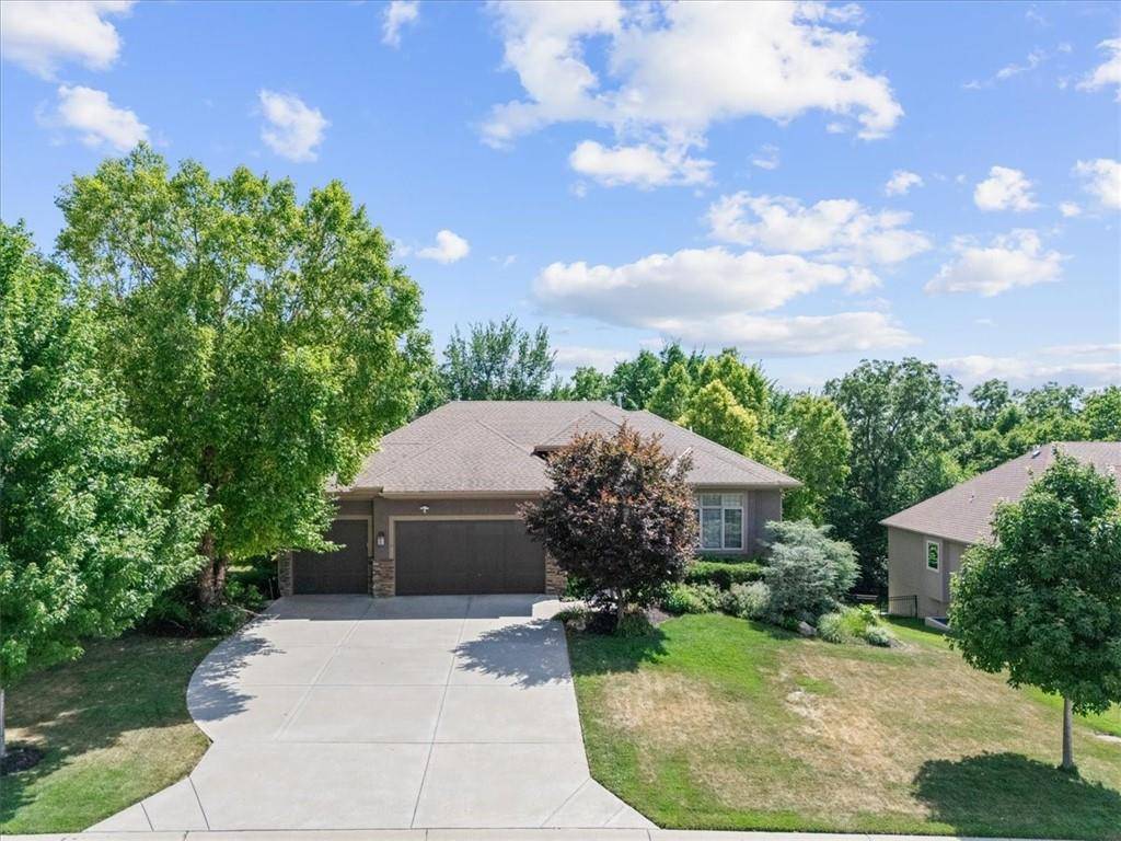 Olathe, KS 66061,12252 S Solomon RD