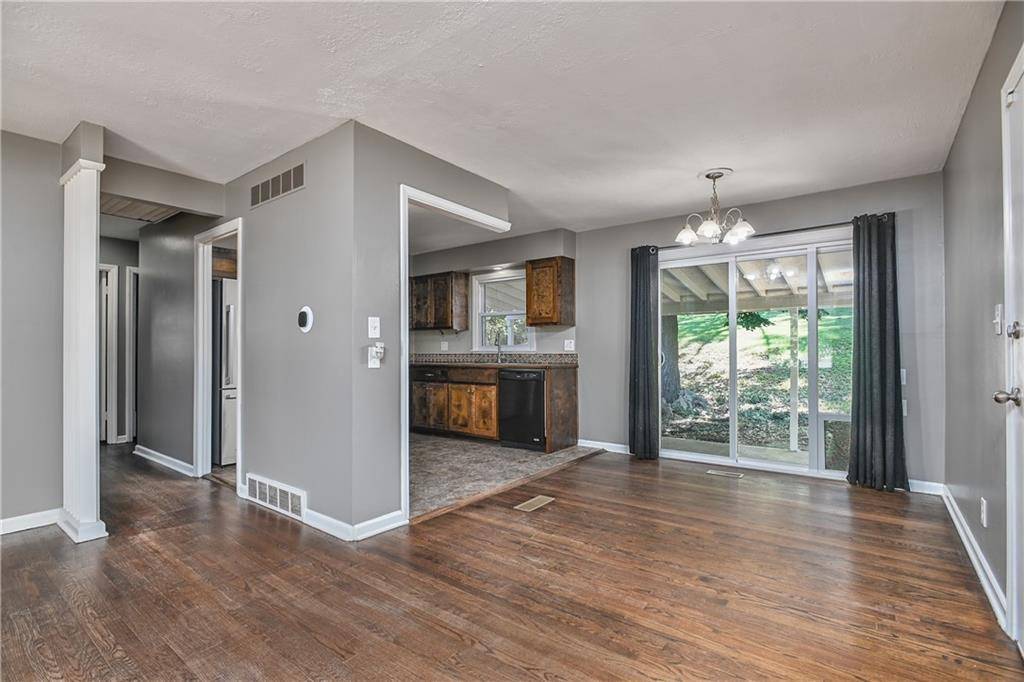 Raytown, MO 64133,5317 Hunter ST