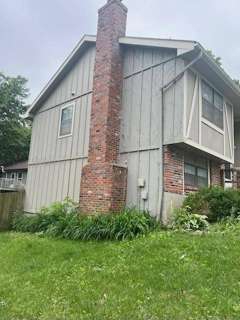 Lenexa, KS 66217,10195 HASKINS ST
