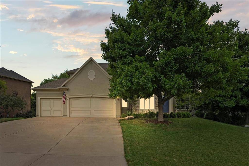 Overland Park, KS 66085,5310 W 166th TER