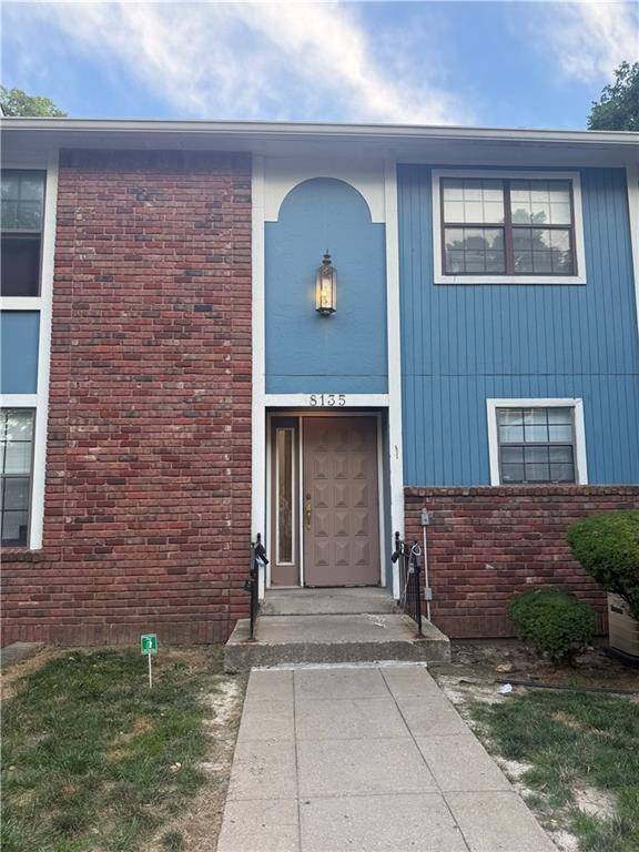 Kansas City, MO 64131,8135 HOLMES RD #202