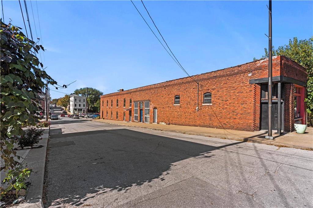 Kansas City, MO 64106,1018 Missouri AVE