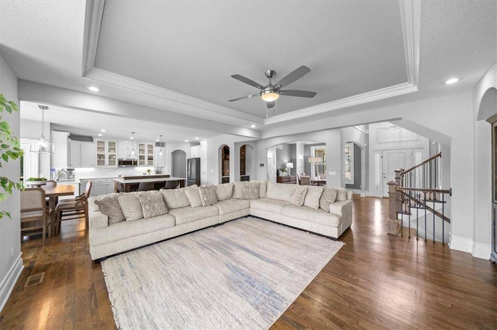 Overland Park, KS 66085,16312 Perry ST