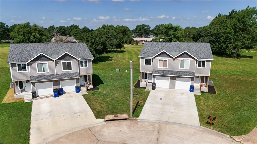 Chanute, KS 66720,2409/2410 W 3rd ST
