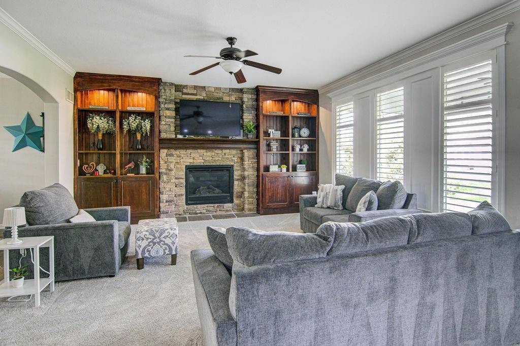 Olathe, KS 66062,16324 S Locust ST