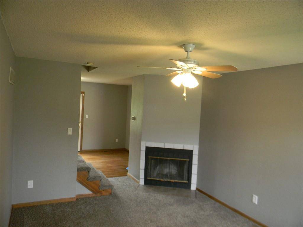 Lee's Summit, MO 64081,730 SE 10th ST