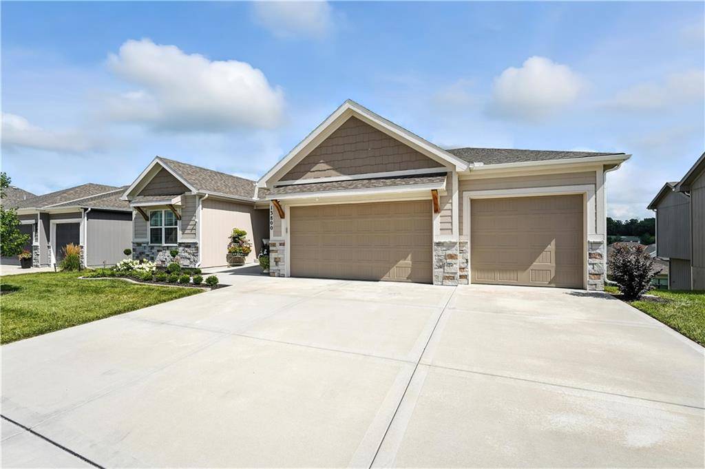 Parkville, MO 64152,13800 NW 74th ST