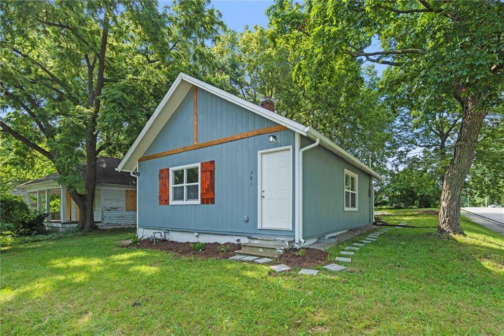 Independence, MO 64055,301 E Fair ST