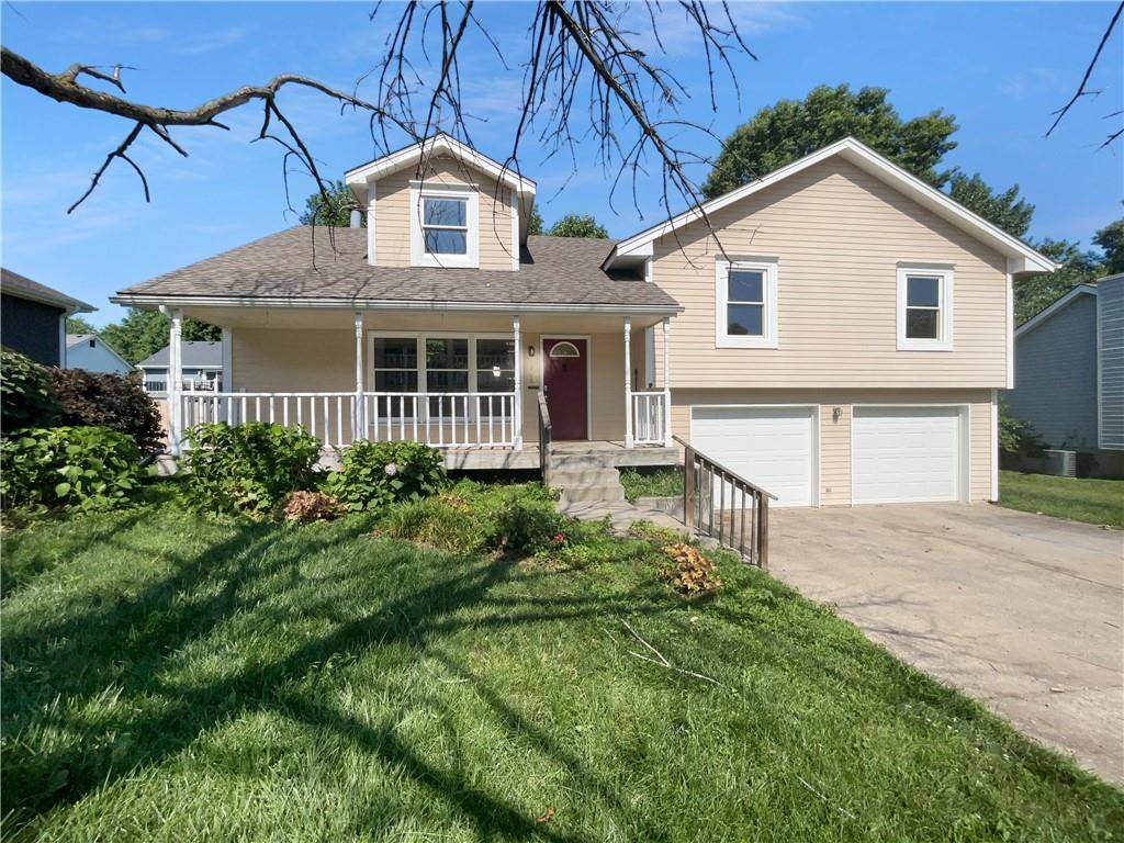 Kearney, MO 64060,1706 Regency DR