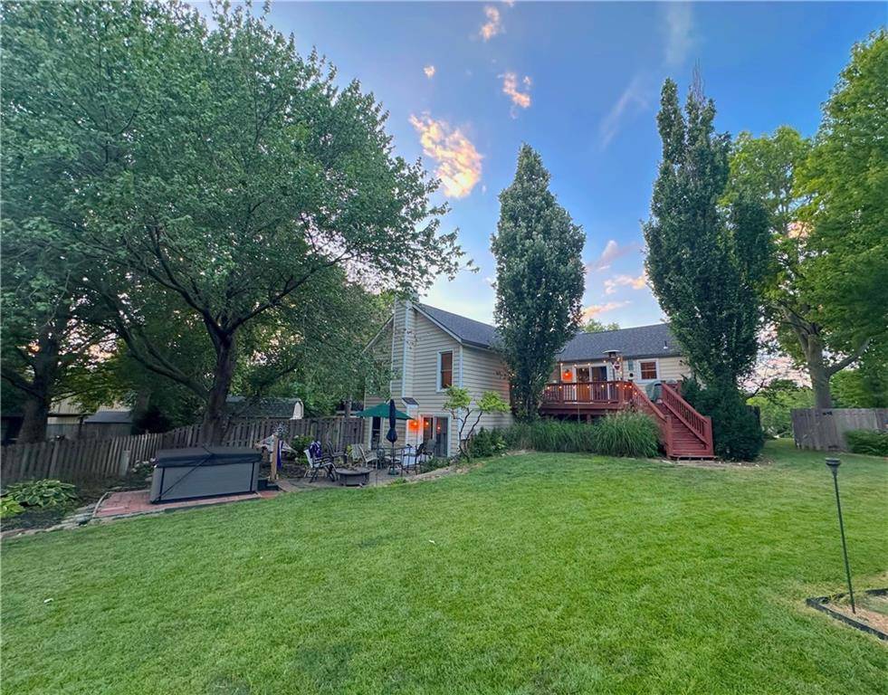 Olathe, KS 66062,16119 W 147th TER