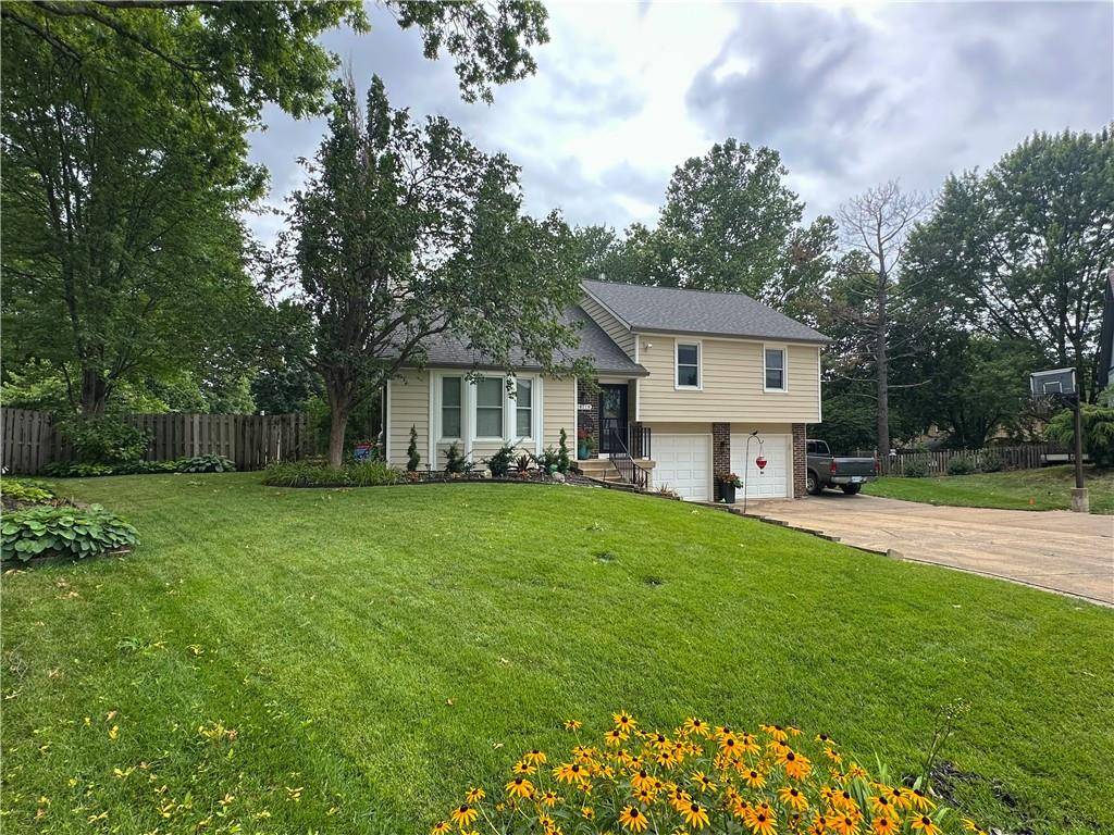 Olathe, KS 66062,16119 W 147th TER