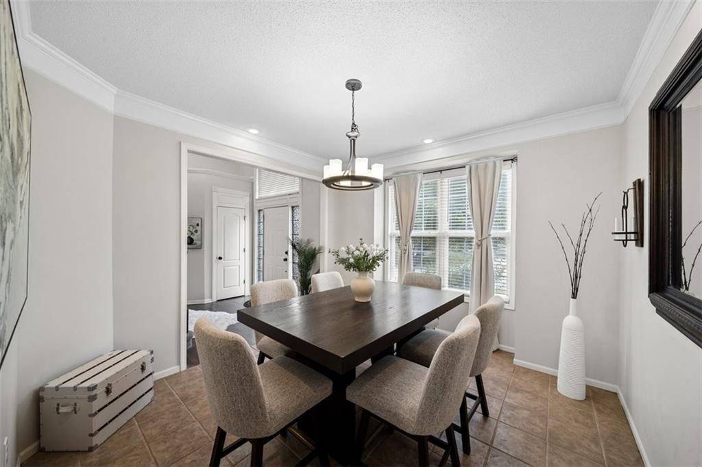 Overland Park, KS 66223,5704 W 154th ST