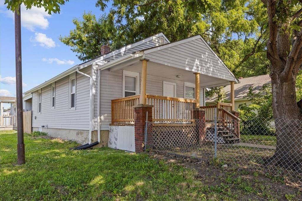 Independence, MO 64050,1116 S Woodland AVE