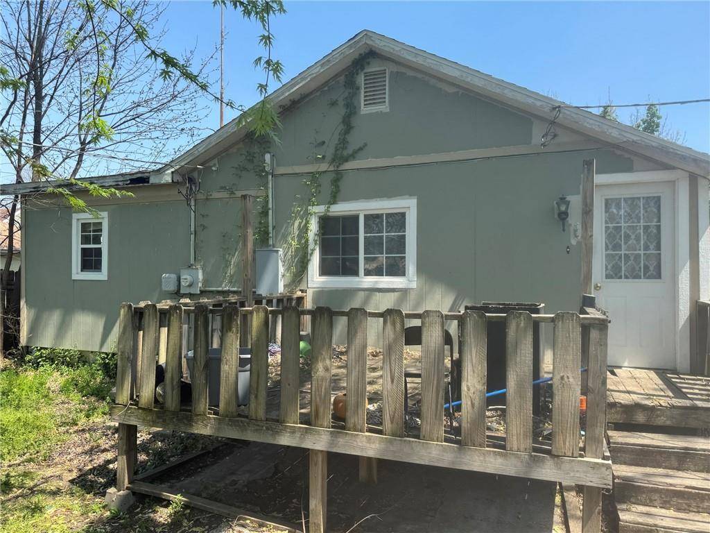 Caney, KS 67333,519 N Wood ST