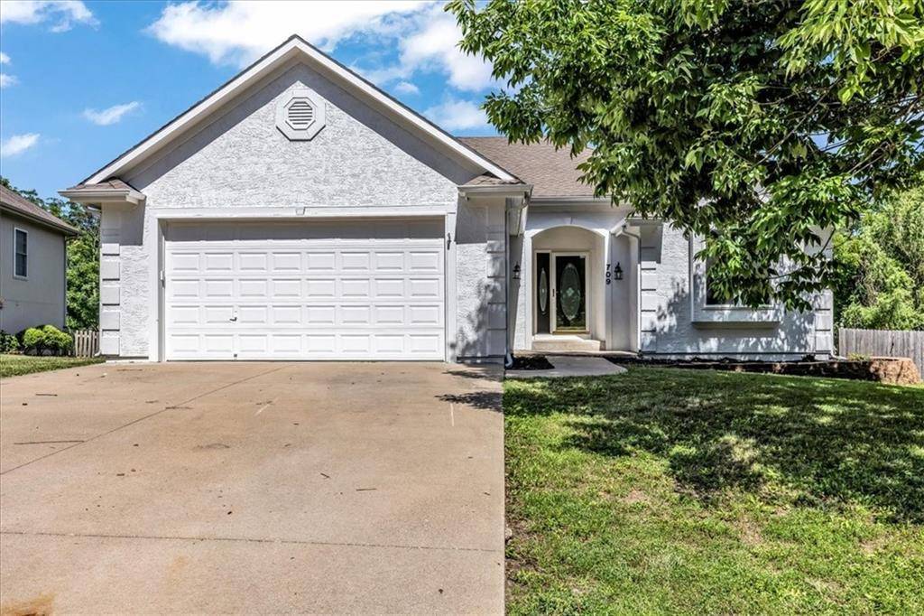 Blue Springs, MO 64015,709 SW 40th ST