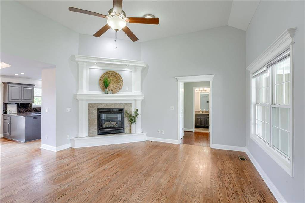 Liberty, MO 64068,1904 Shirley CT