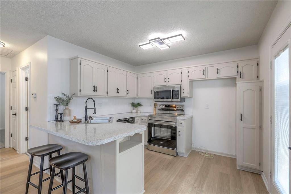 Independence, MO 64058,1609 N Lazy Branch RD