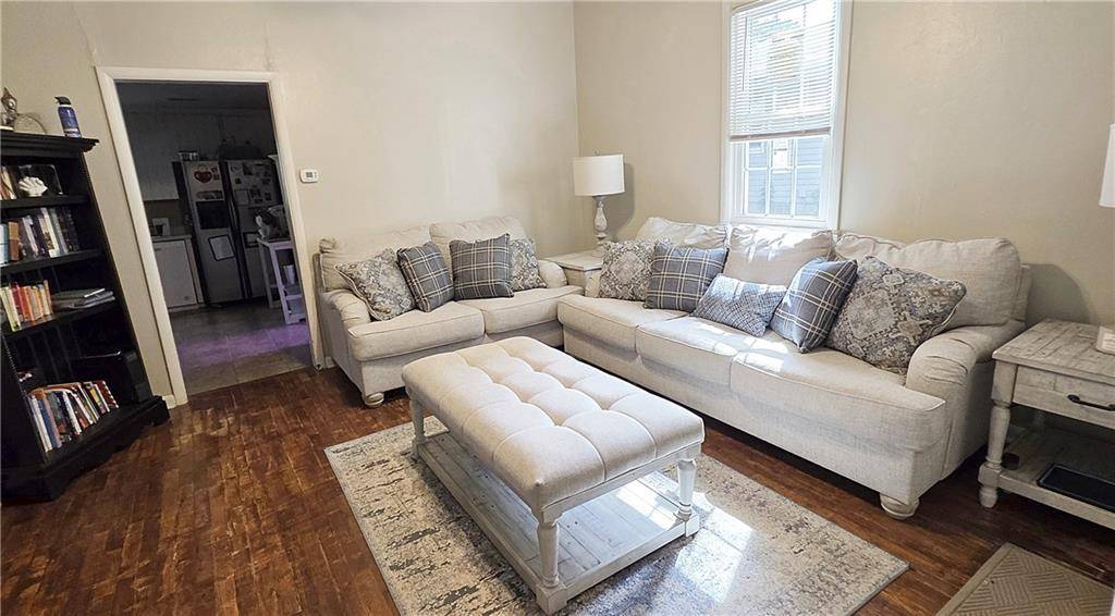 Higginsville, MO 64037,409 W 26th ST