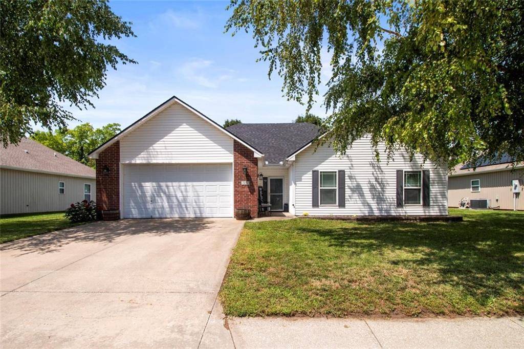 Oak Grove, MO 64075,700 SW Bobcat ST
