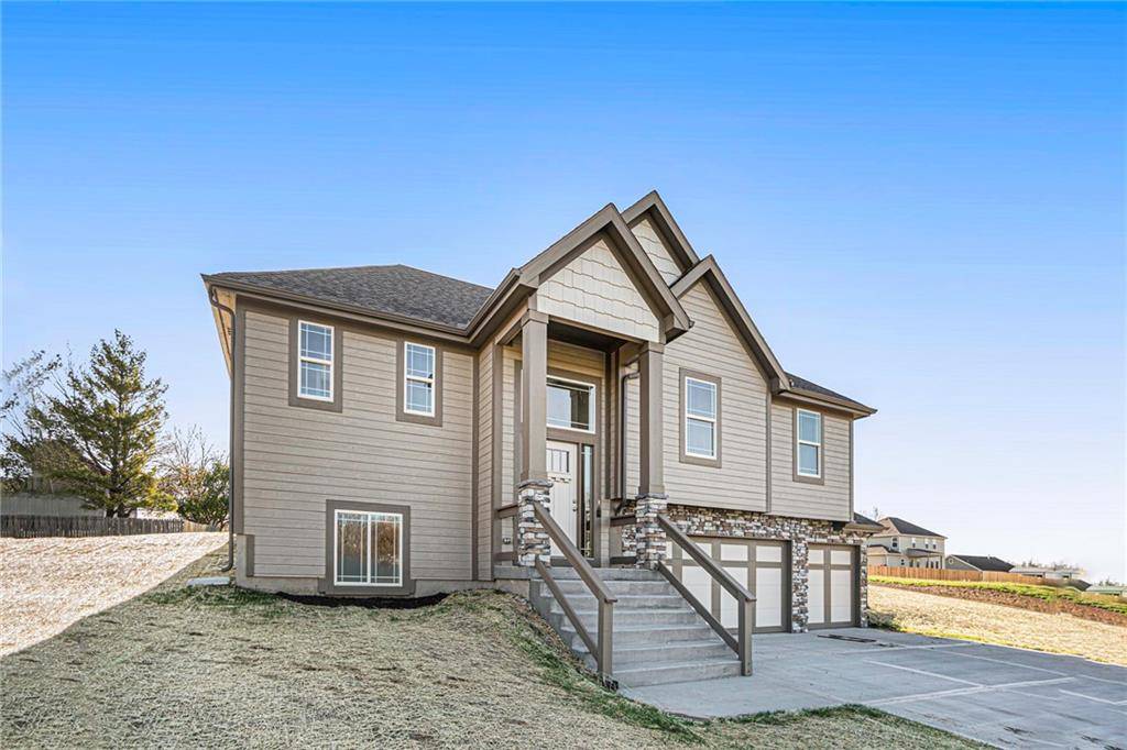 Excelsior Springs, MO 64024,12402 Morgan ST
