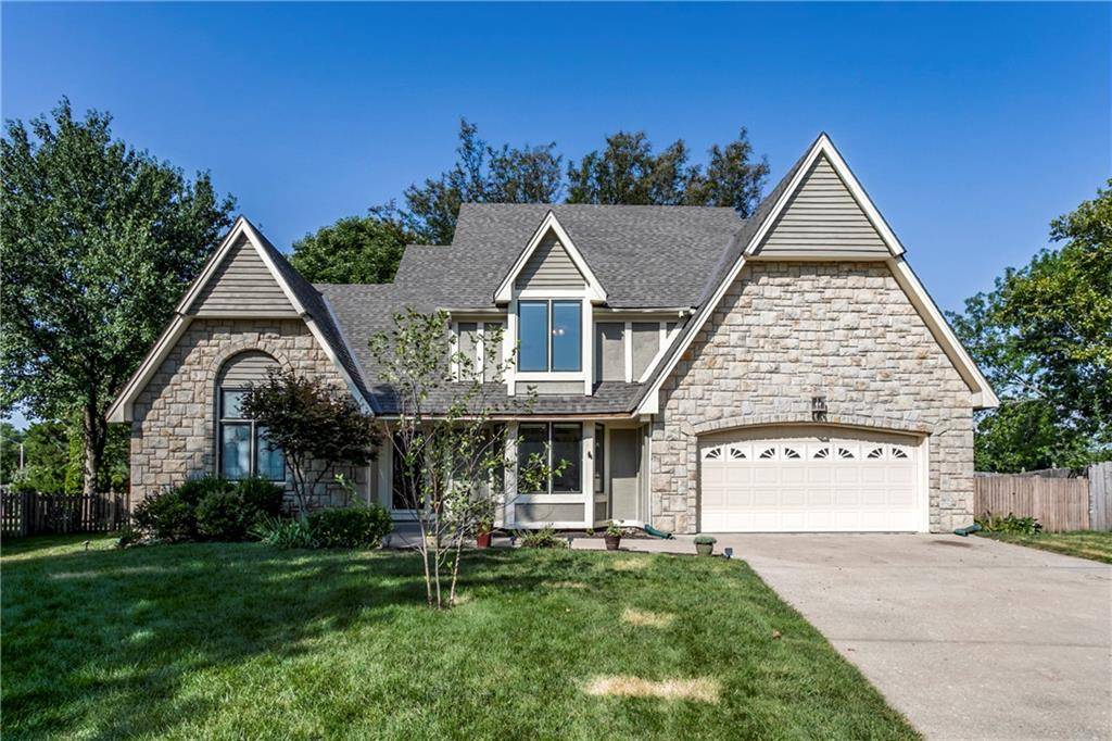 Lenexa, KS 66215,8168 Constance ST