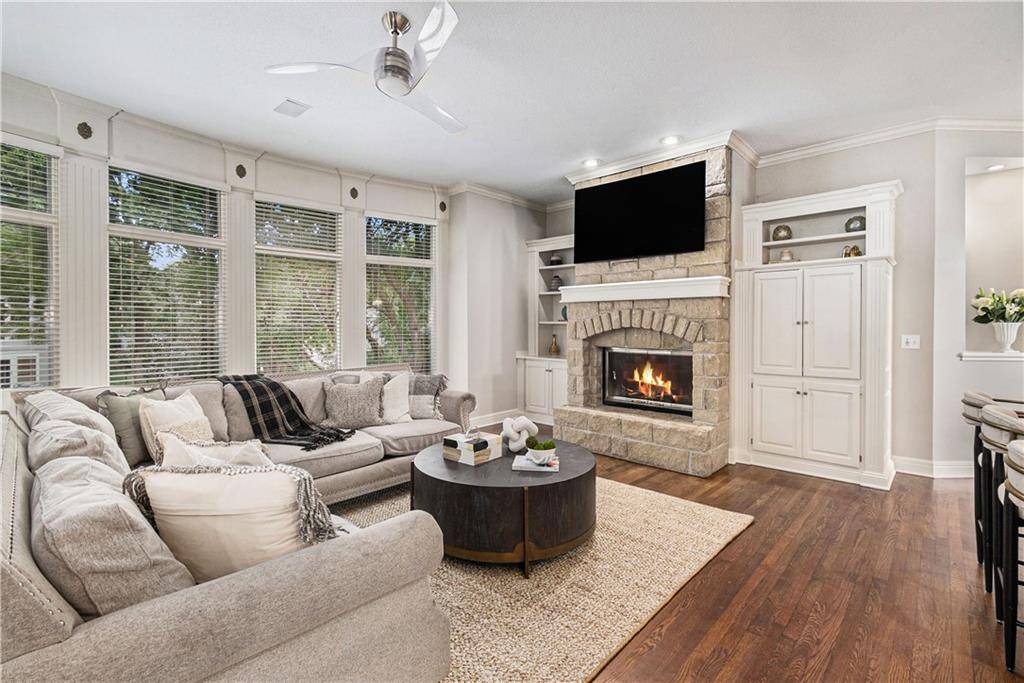 Lenexa, KS 66220,20602 W 95th TER