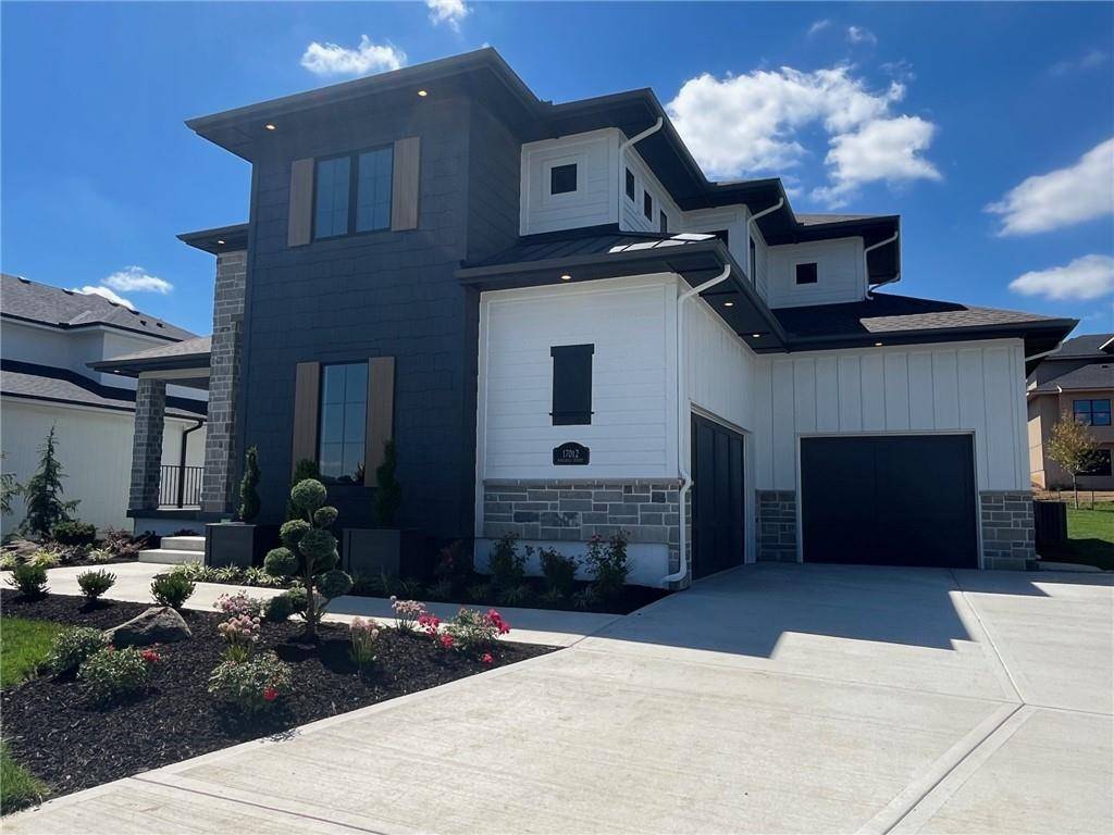 Overland Park, KS 66221,17012 Rosehill ST